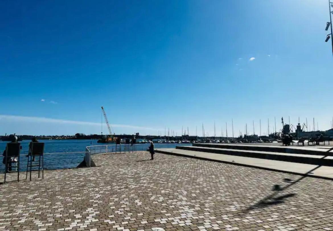 Evasion Dans L'Enclos Du Port โลริอ็อง ภายนอก รูปภาพ